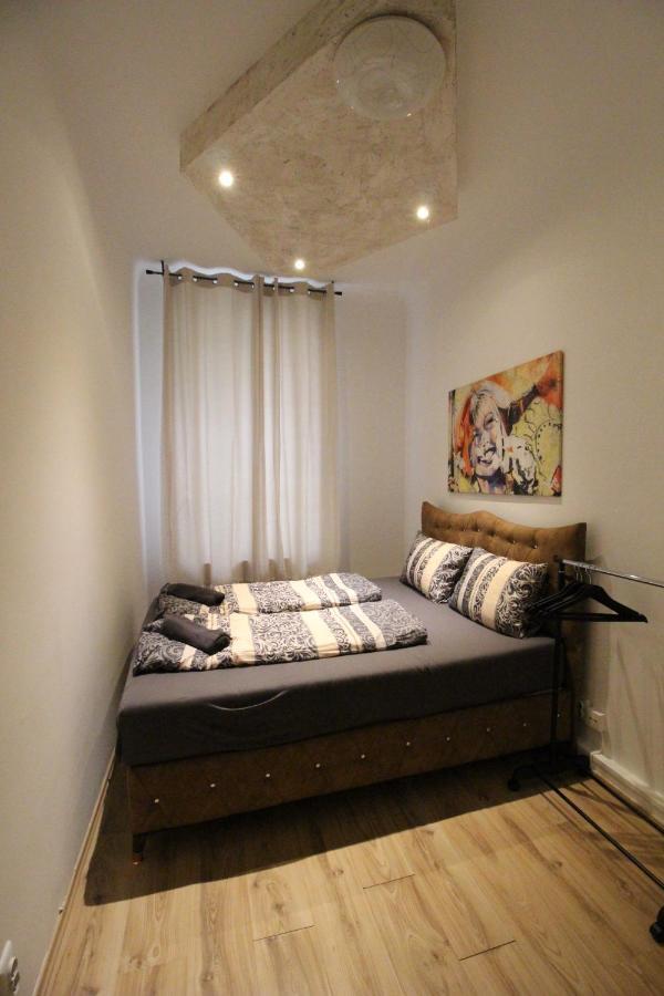 Private Double Bedroom Rf2 Wien Exterior foto