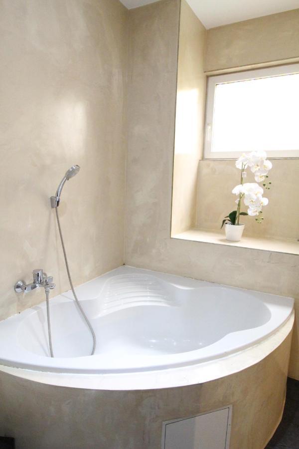 Private Double Bedroom Rf2 Wien Exterior foto